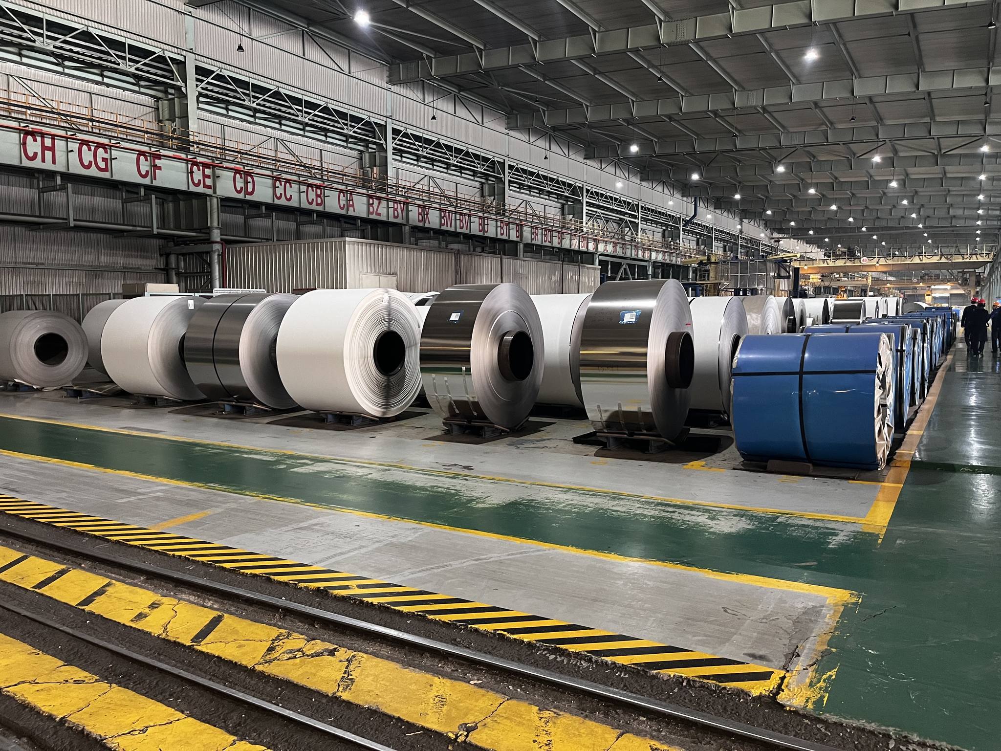 Últimos blogs de la empresa sobre El volumen de importación y exportación de acero inoxidable de China en enero-marzo de 2026